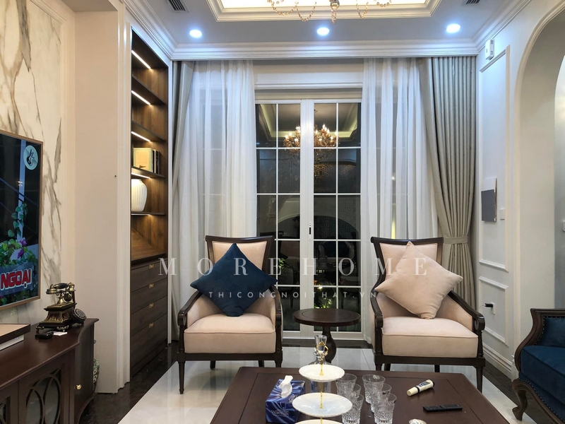 Thi công sofa đơn khung gỗ óc chó bọc nỉ màu be tân cổ điển kiểu dáng uyển chuyển mềm mại tạo nên thẩm mỹ cao cũng như sử dụng thoải mái tiện nghi nhất